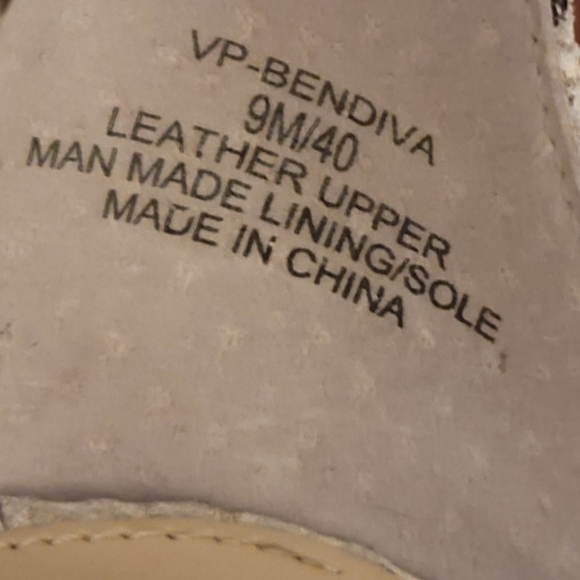 Vince Cumato Genuine Leather Snakeskin Heel Size 9 - Picture 6 of 13